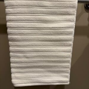 Matouk white cotton tub mat